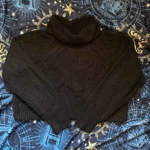 Knit Crop Sweater, size M
